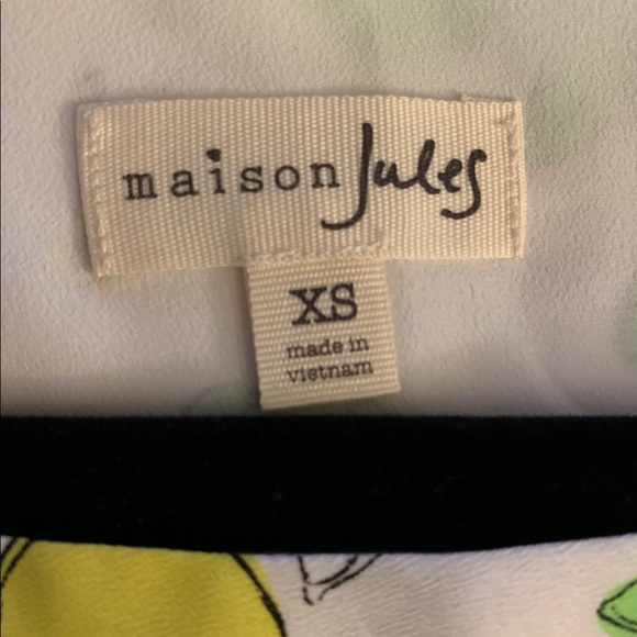 NWT 🔥Maison Jules “Sydney” top. - Picture 5 of 6